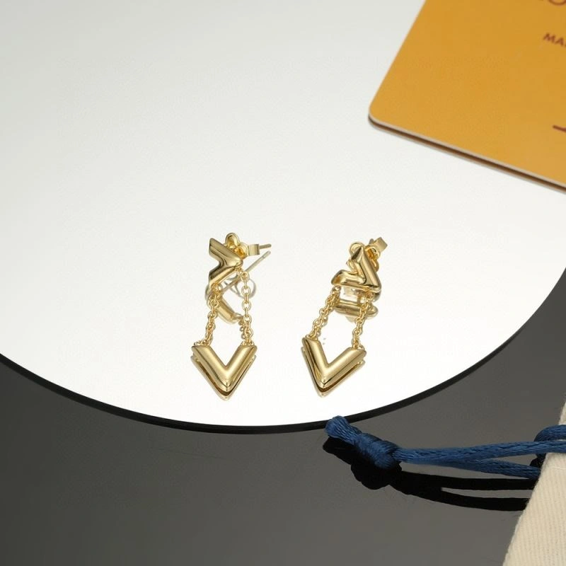 Lightweight Louis Vuitton Earrings 250614
