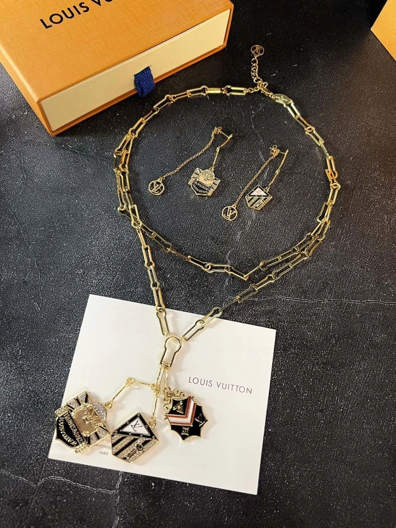 Louis Vuitton Earrings ZipUp 250617