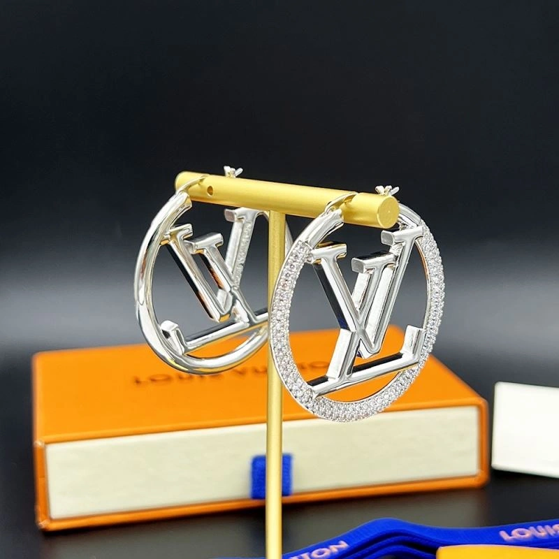 Effortless Louis Vuitton Earrings 250610