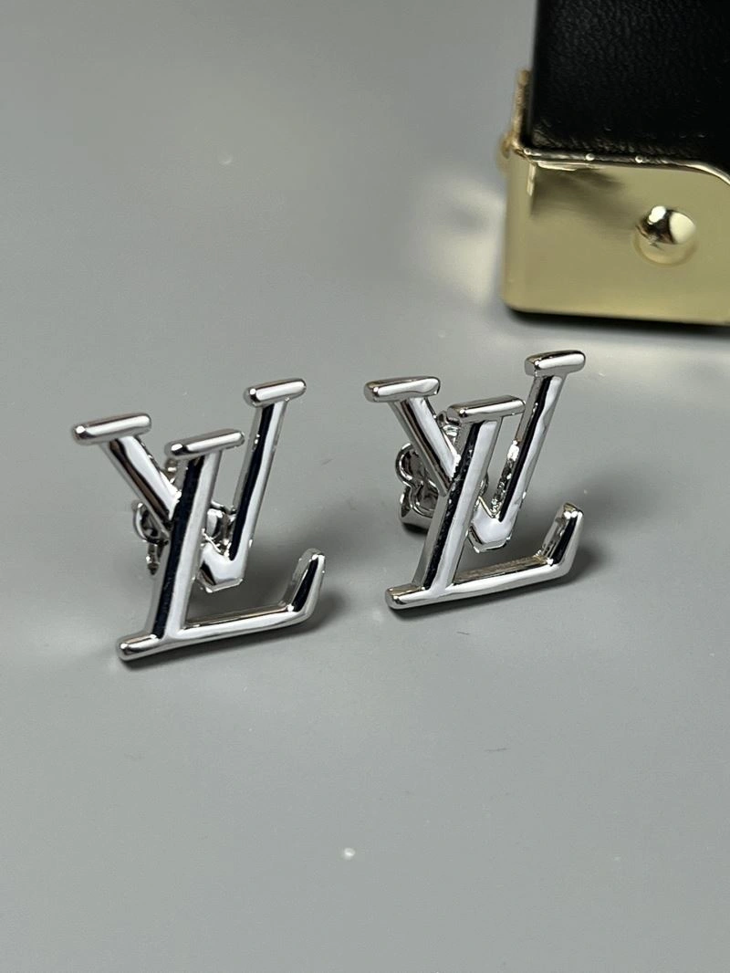 Stylish Louis Vuitton Earrings 250643