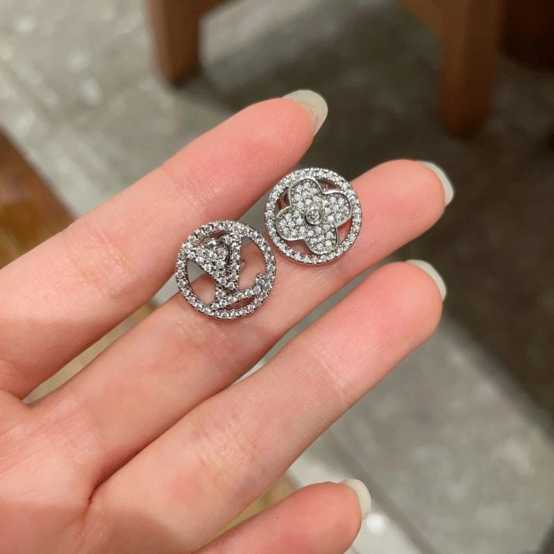 Bright Louis Vuitton Earrings 250637