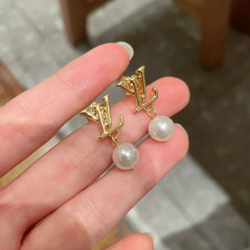 Louis Vuitton Earrings Breathable 250635