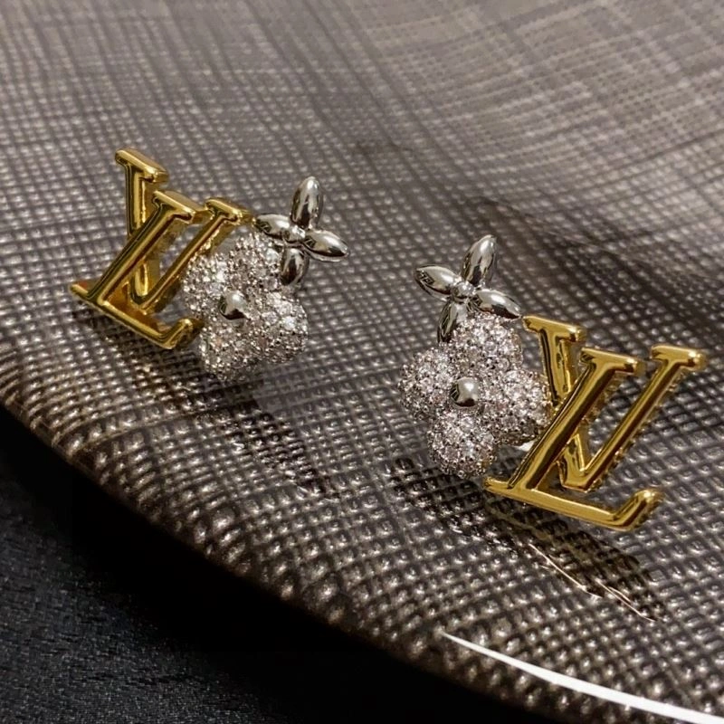Resilient Louis Vuitton Earrings 250640
