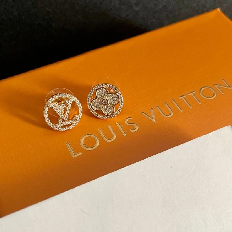 Effortless Louis Vuitton Earrings 250615