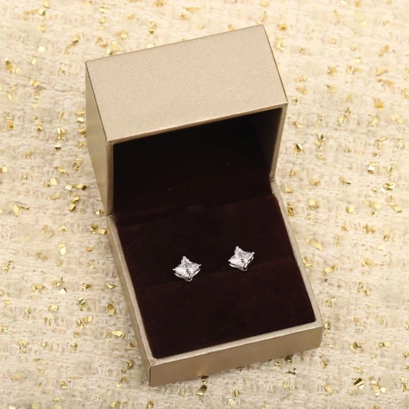Louis Vuitton Earrings MoistureWicking 250606