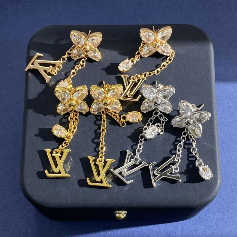 Stylish Louis Vuitton Earrings 250601