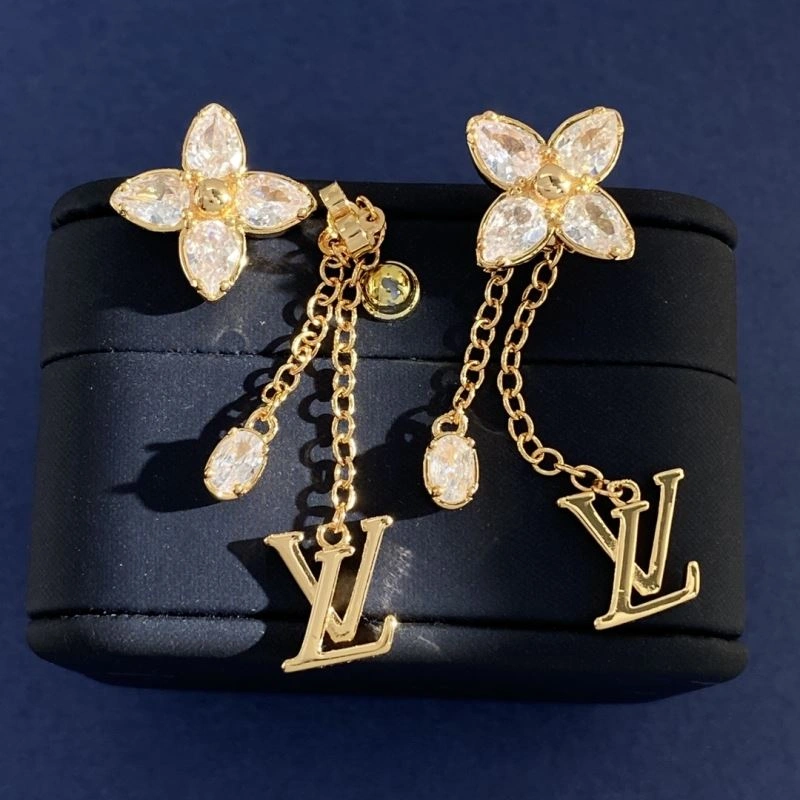 Stylish Louis Vuitton Earrings 250601