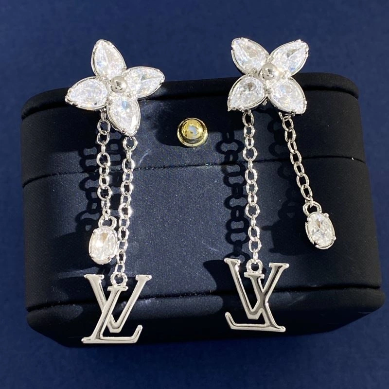 Stylish Louis Vuitton Earrings 250601