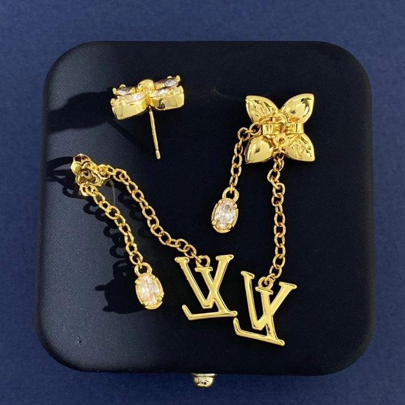 Stylish Louis Vuitton Earrings 250601