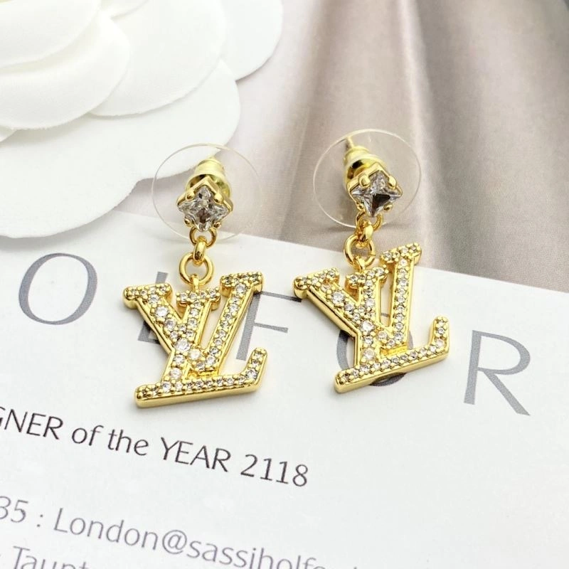 Louis Vuitton Earrings Attractive 250596