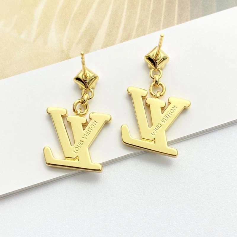 Louis Vuitton Earrings Attractive 250596