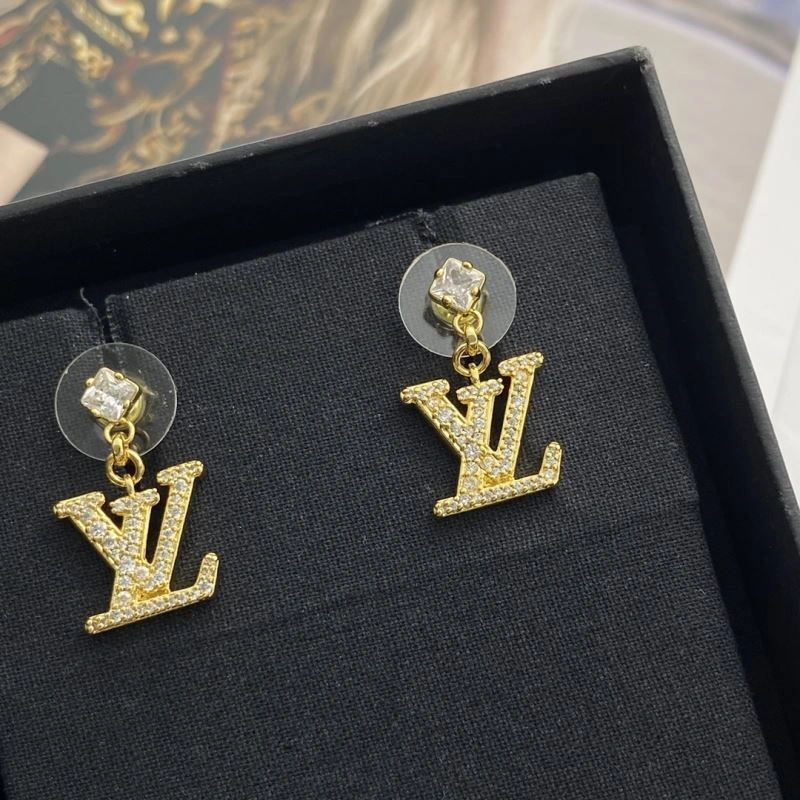 Louis Vuitton Earrings Attractive 250596