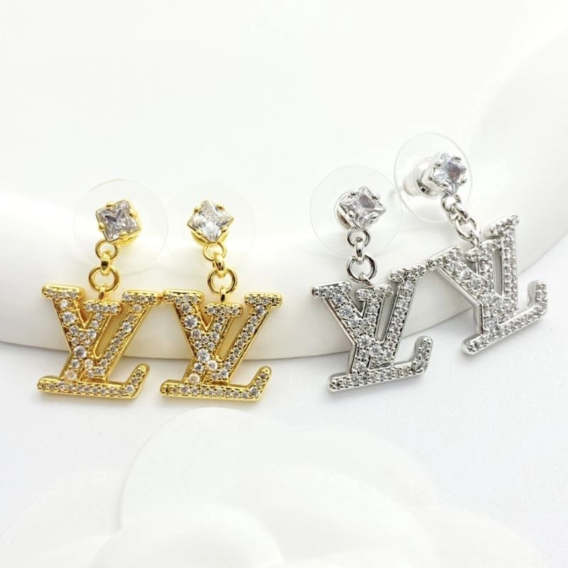 Louis Vuitton Earrings Attractive 250596