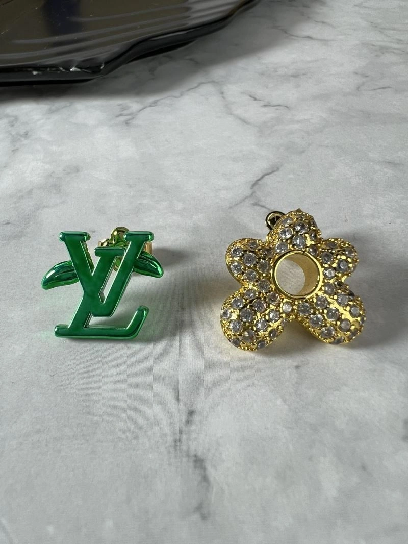Resilient Louis Vuitton Earrings 250593