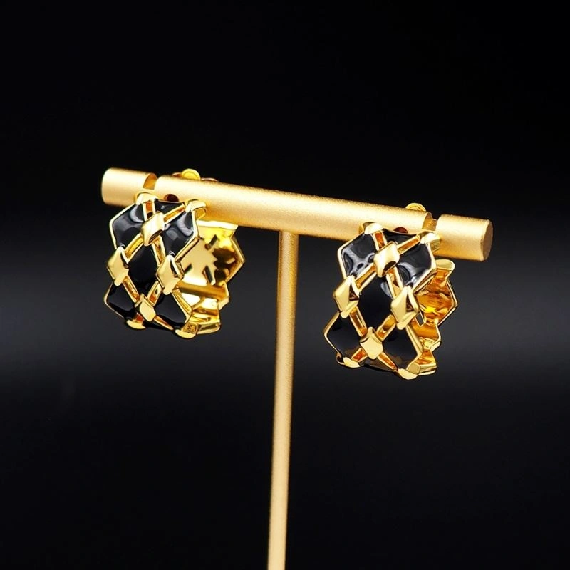 Chic Louis Vuitton Earrings 250602