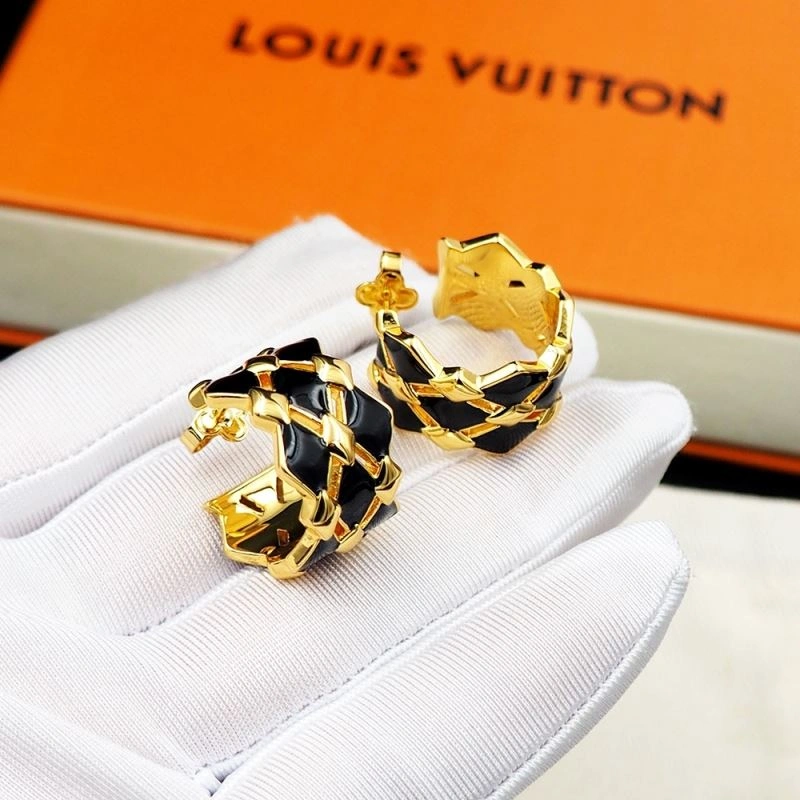 Chic Louis Vuitton Earrings 250602