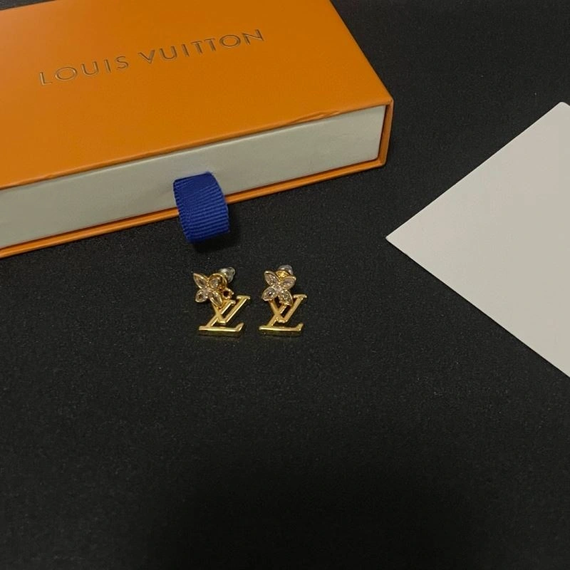 Cozy Louis Vuitton Earrings 250205