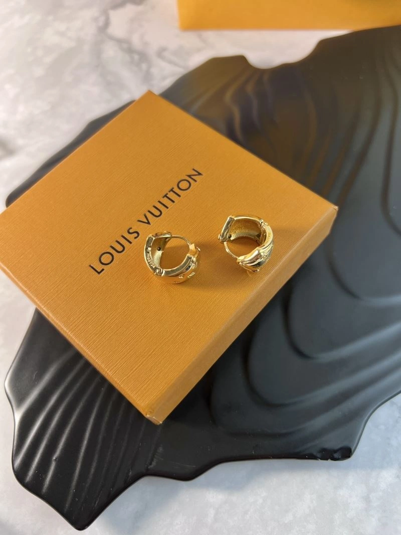 Louis Vuitton Earrings Breathable 250221