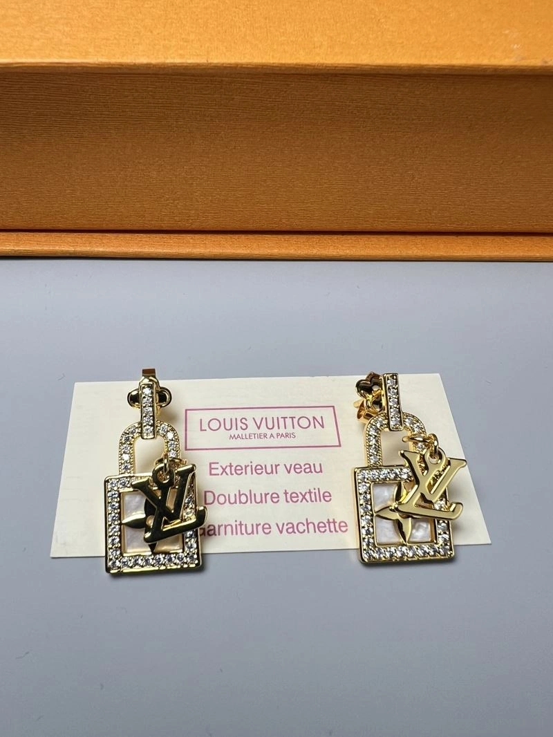 Louis Vuitton Earrings Versatile 250213