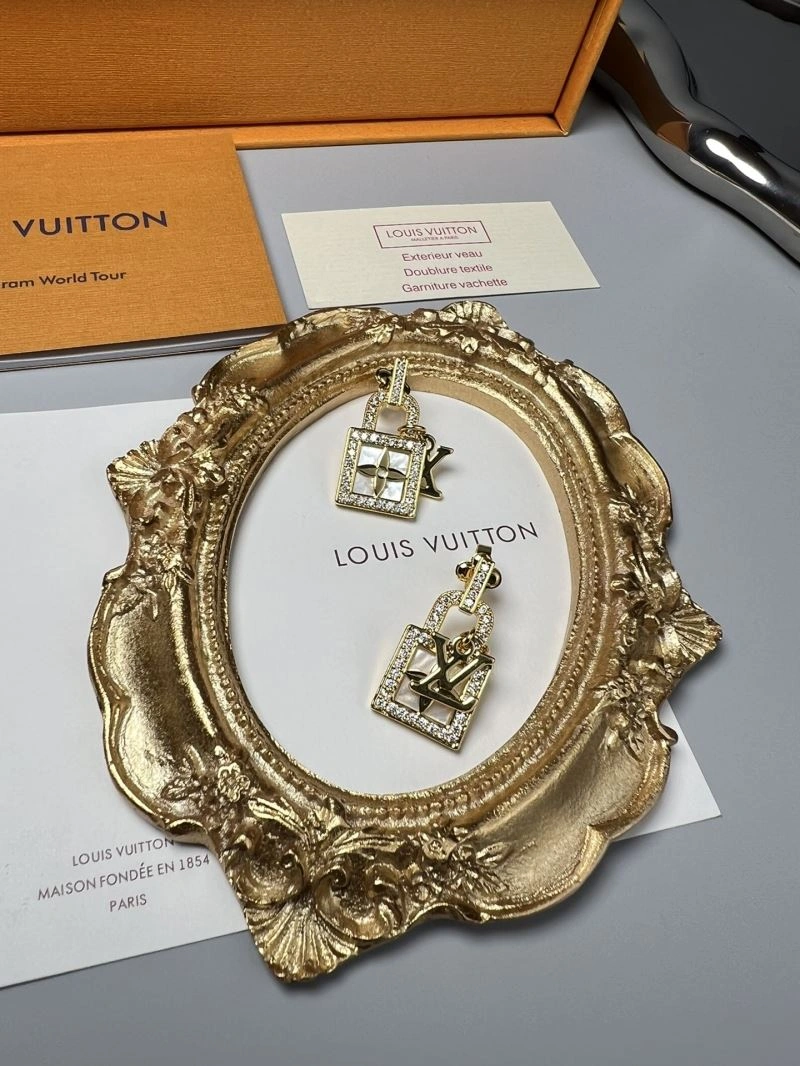 Louis Vuitton Earrings Versatile 250213