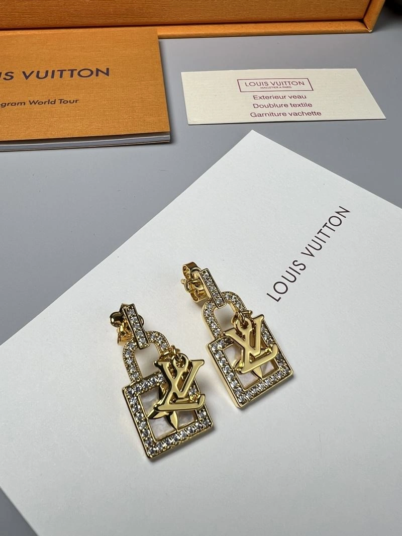 Louis Vuitton Earrings Versatile 250213