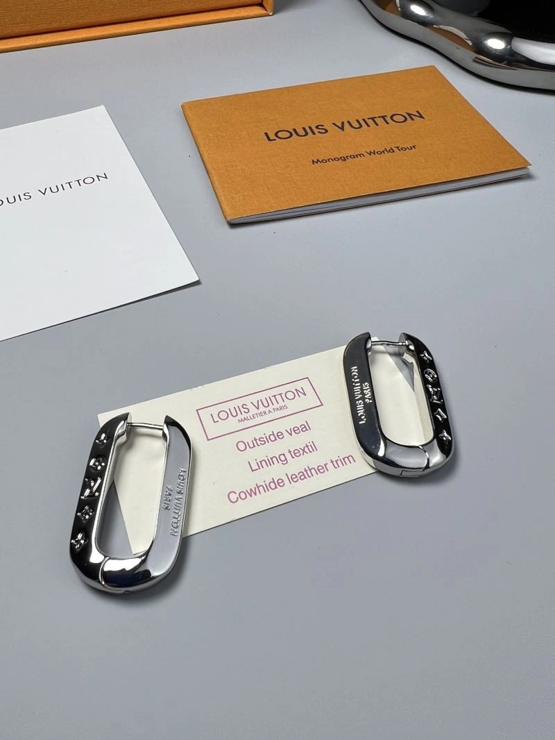Versatile Louis Vuitton Earrings 250204