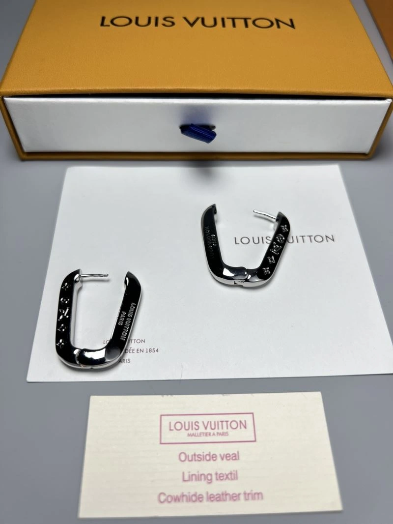 Versatile Louis Vuitton Earrings 250204