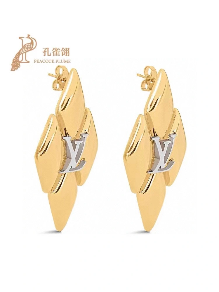 Louis Vuitton Earrings Attractive 250162