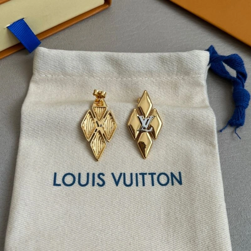 Louis Vuitton Earrings Attractive 250162