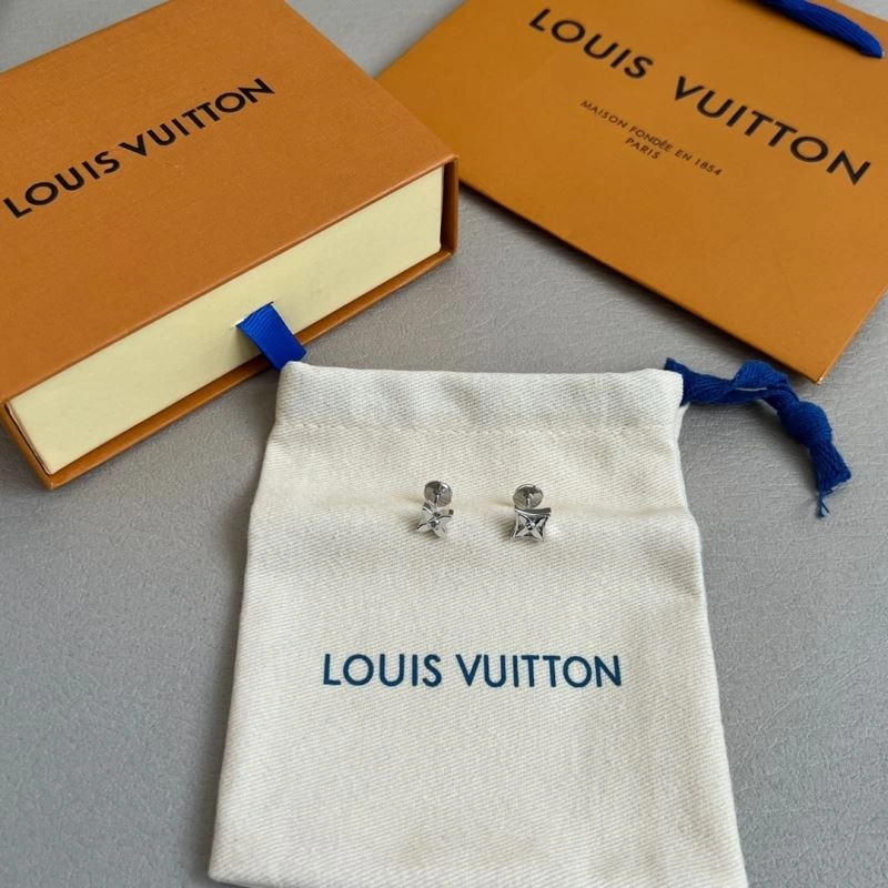 Louis Vuitton Earrings FashionForward 250172