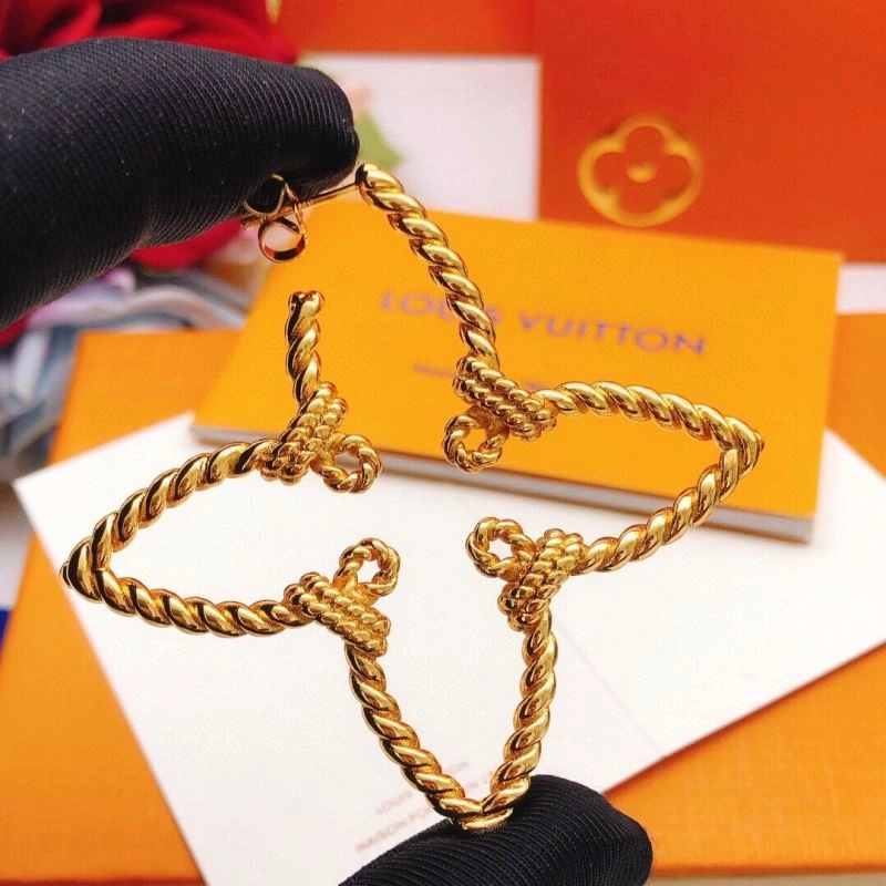 Louis Vuitton Earrings Cozy 250181