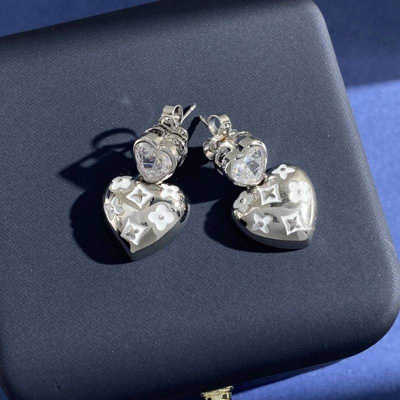 WellDesigned Louis Vuitton Earrings 250134