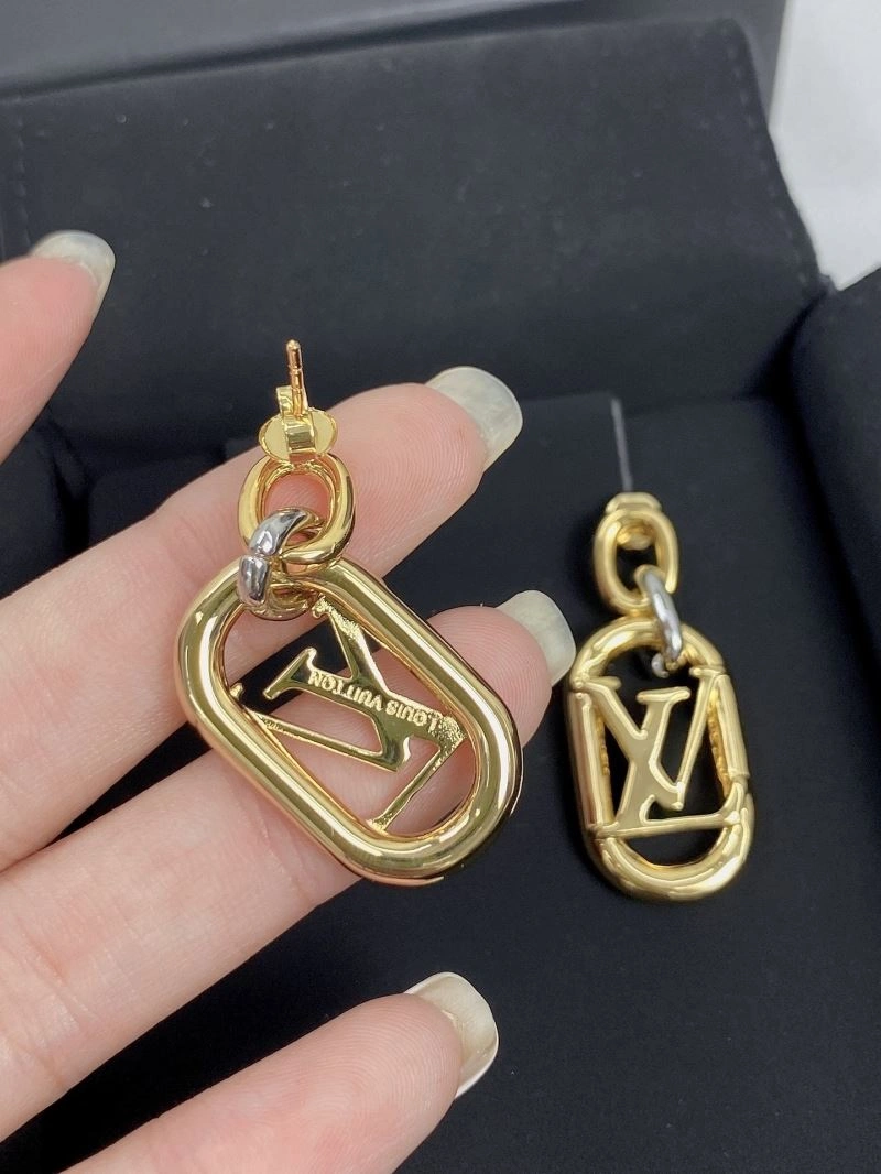 Cozy Louis Vuitton Earrings 250146