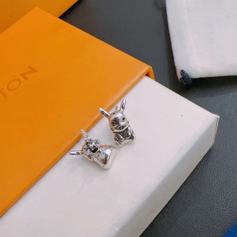 Louis Vuitton Earrings Classic 250129