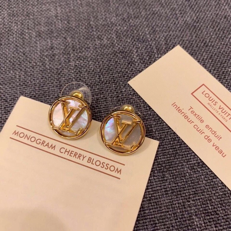Louis Vuitton Earrings Comfortable 250145