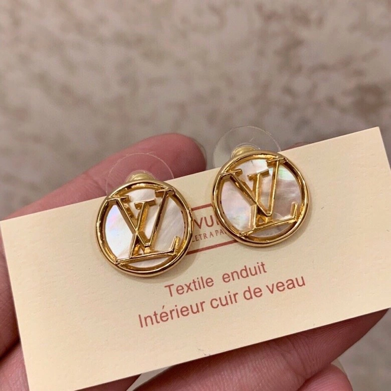 Louis Vuitton Earrings Comfortable 250145