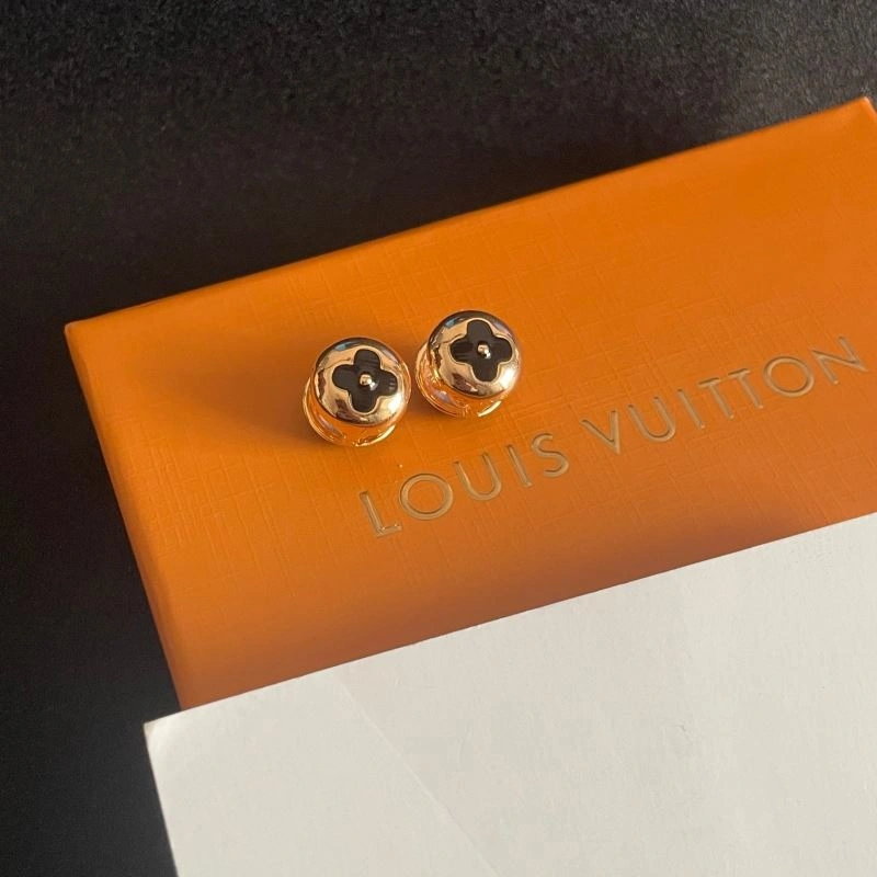 Louis Vuitton Earrings SmoothTexture 250112