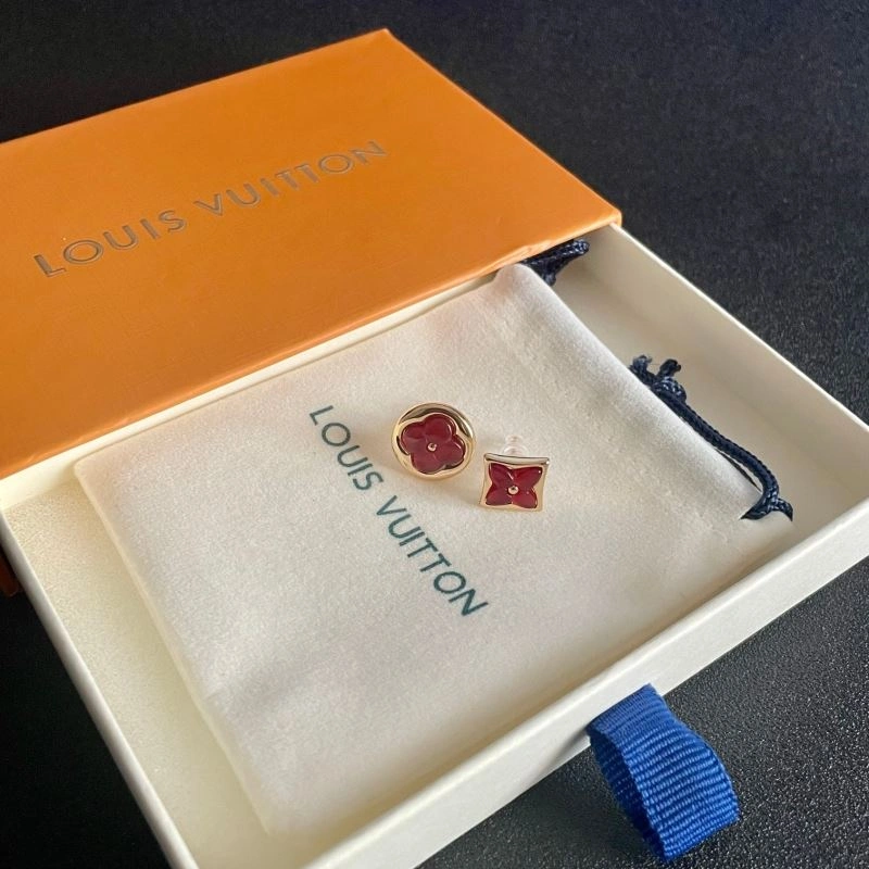 Tailored Louis Vuitton Earrings 250089