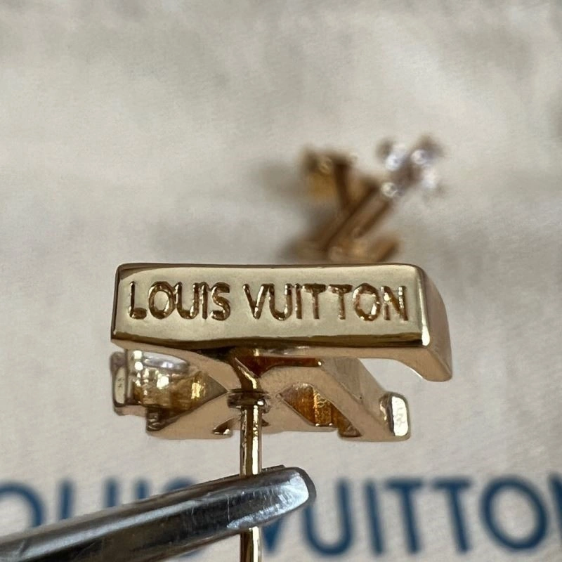 Louis Vuitton Earrings Durable 249834