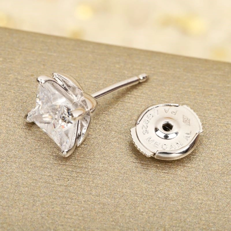 Louis Vuitton Earrings Attractive 249833