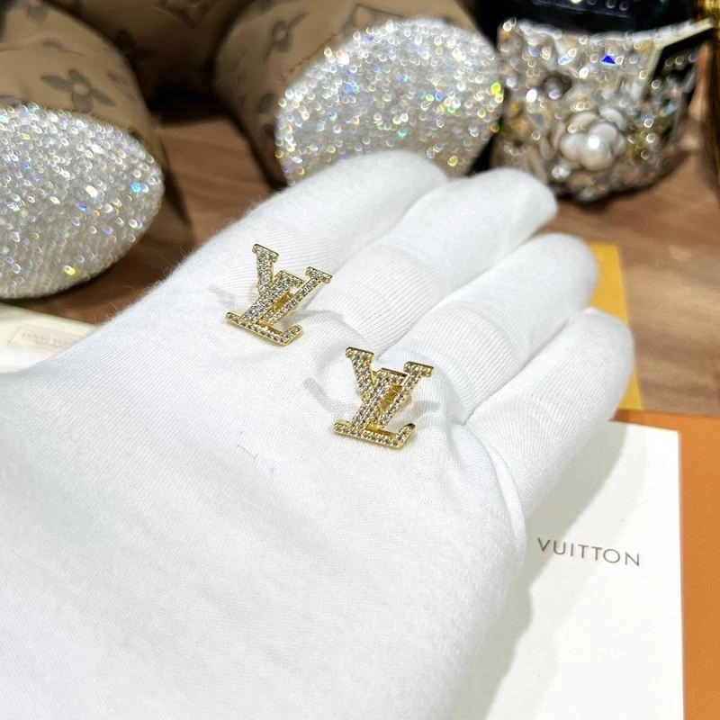 Bright Louis Vuitton Earrings 249804