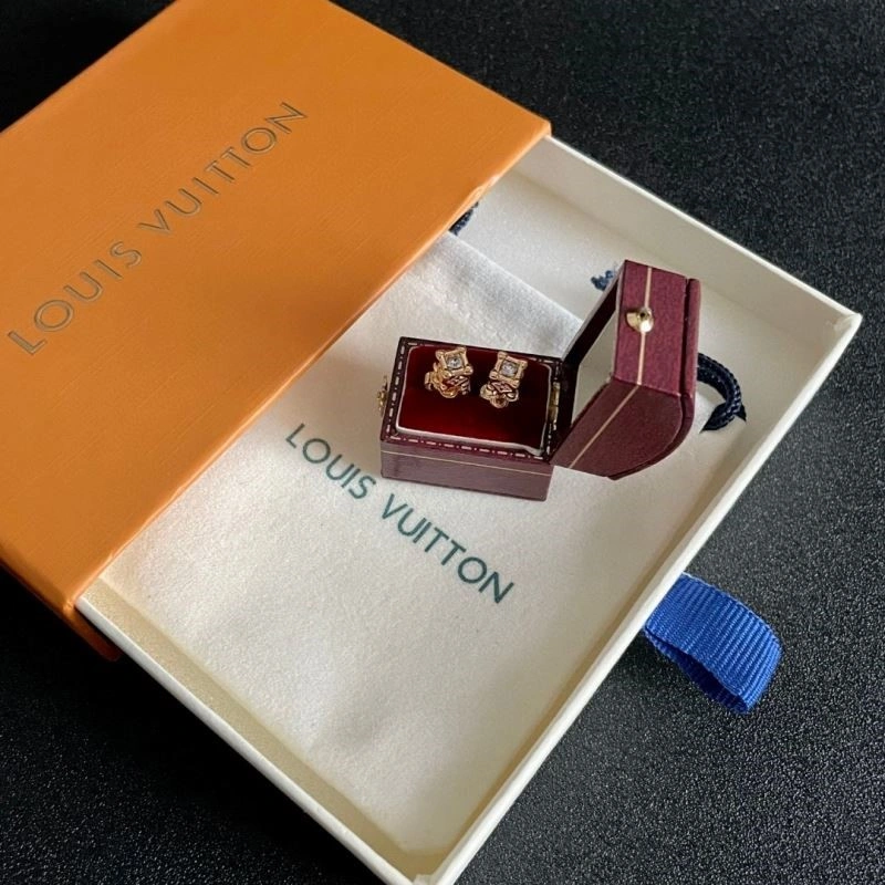 Cozy Louis Vuitton Earrings 249819