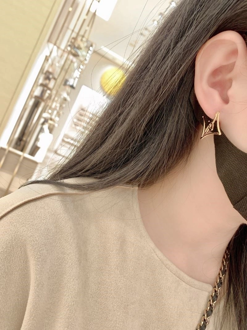 Premium Louis Vuitton Earrings 249805