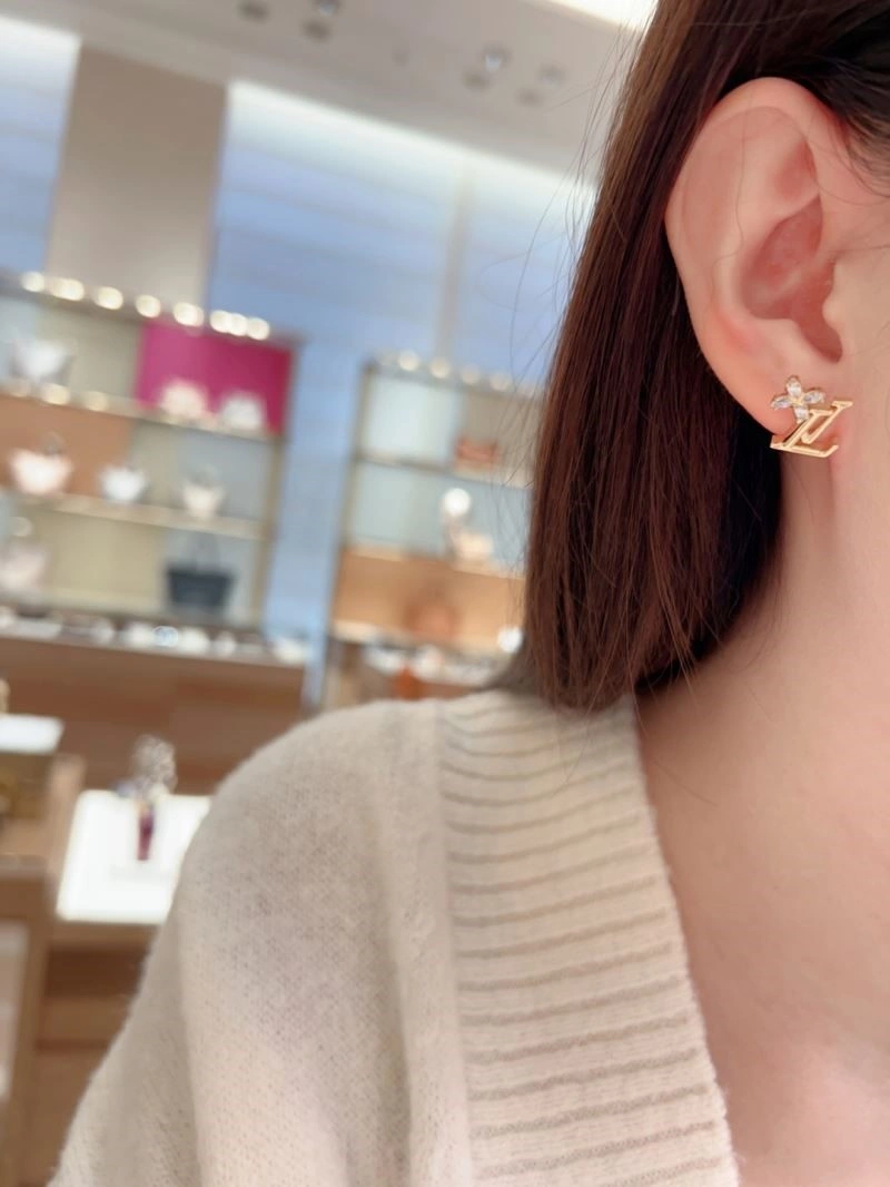 Flexible Louis Vuitton Earrings 249779