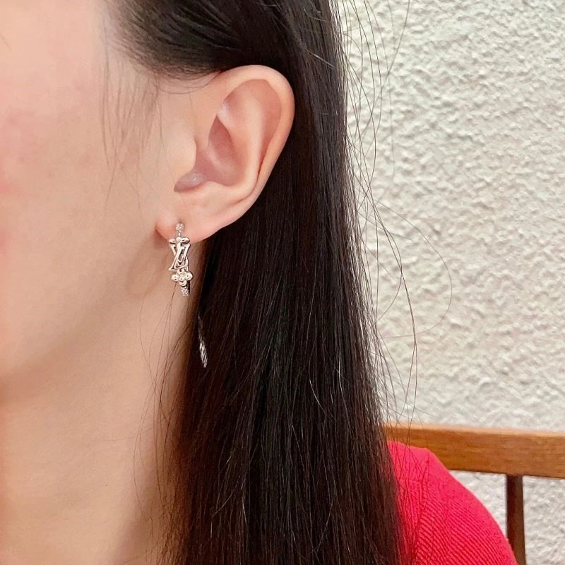 Louis Vuitton Earrings MultiPurpose 249782