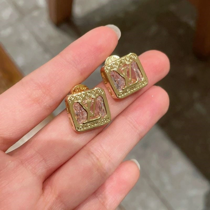 Lightweight Louis Vuitton Earrings 249775