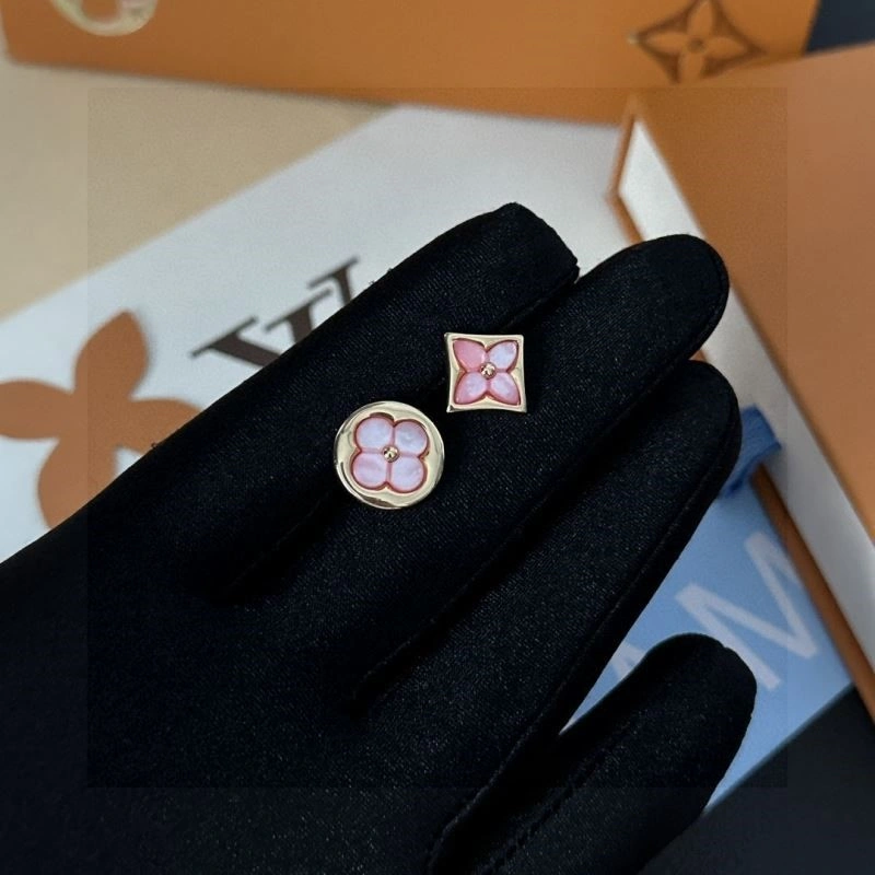 Louis Vuitton Earrings Classic 249477