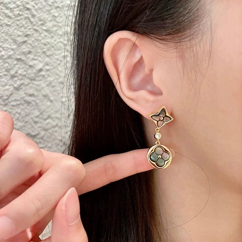 DailyWear Louis Vuitton Earrings 249504