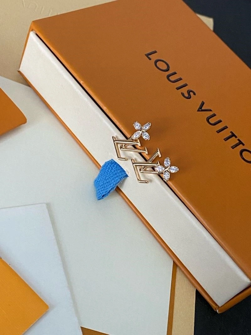 Functional Louis Vuitton Earrings 249478