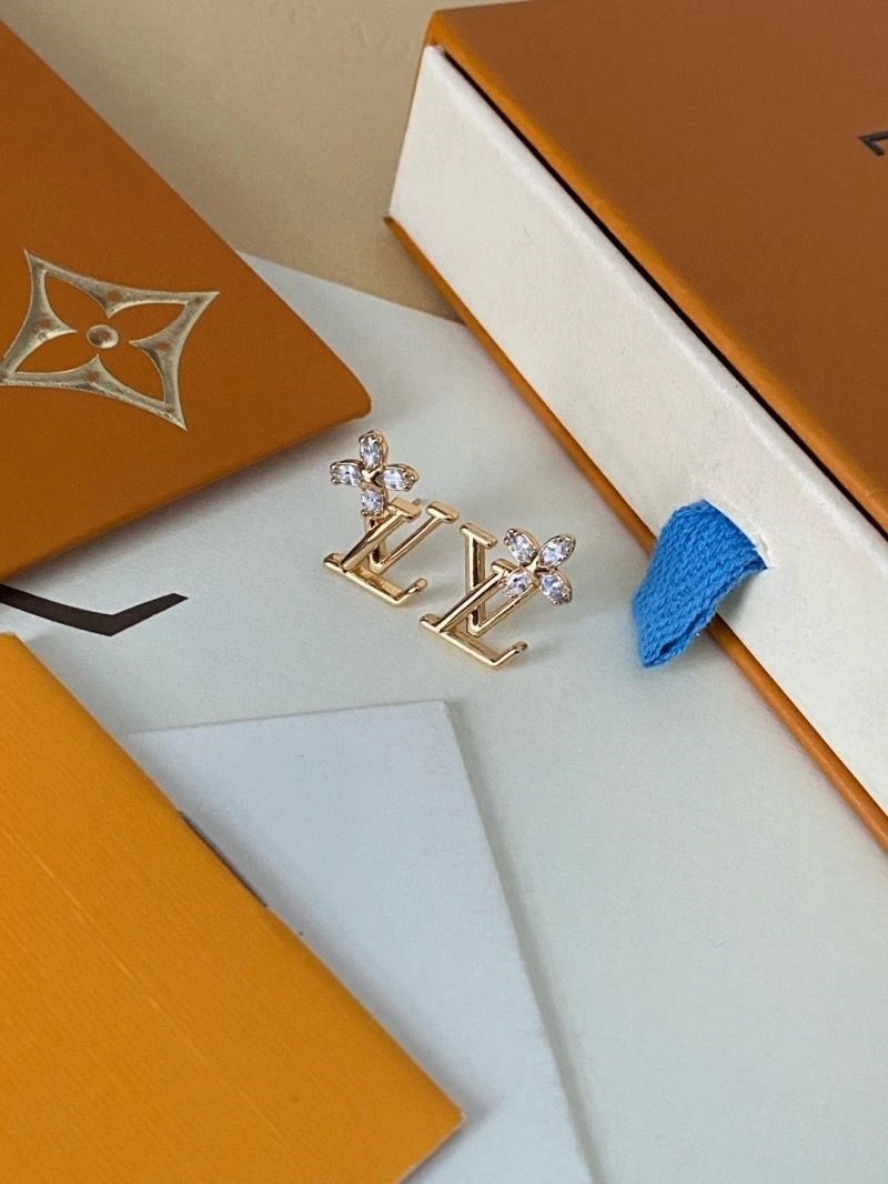Functional Louis Vuitton Earrings 249478